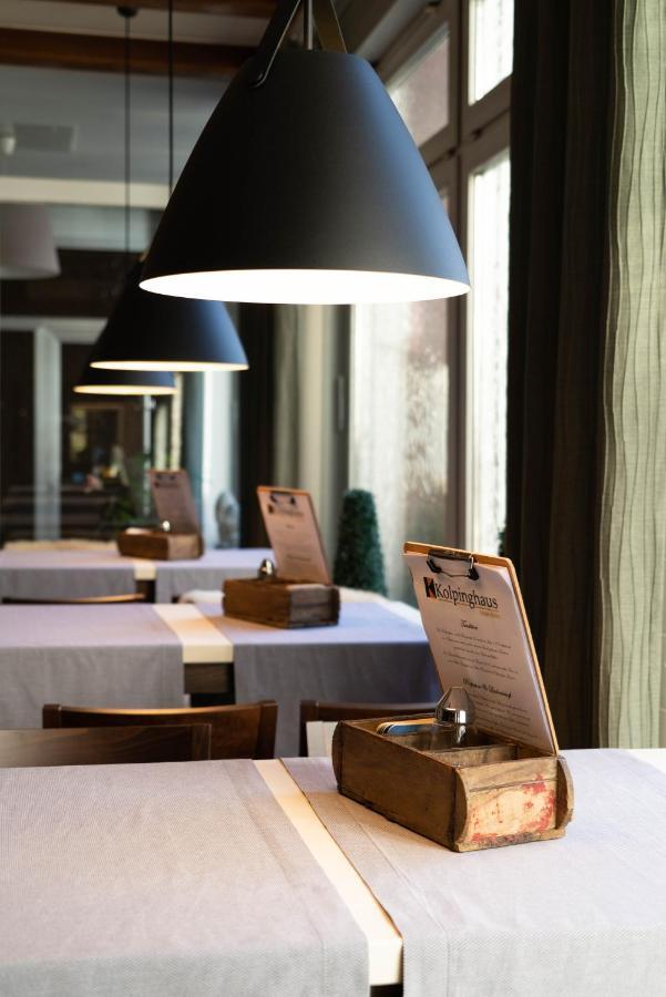 לינגן Hotel-Restaurant Kolpinghaus מראה חיצוני תמונה